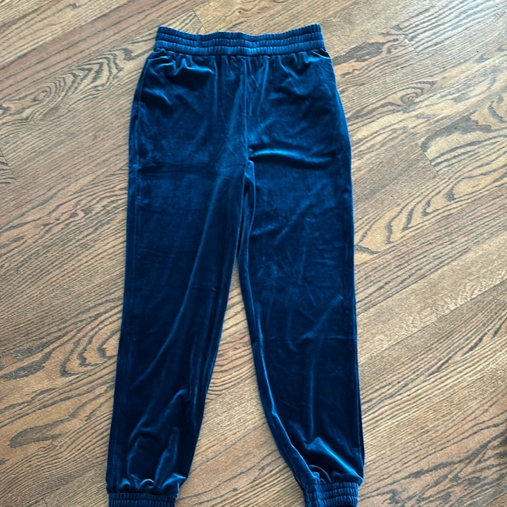 Skies are Blue Holiday Pants